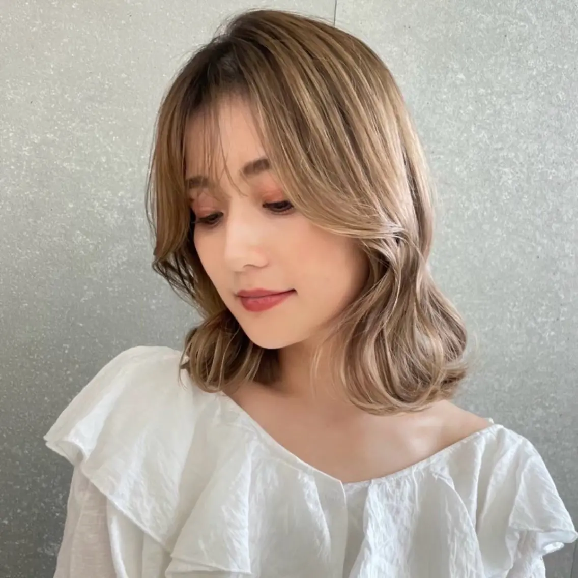 ミディアム カラー カット ヘアカラー トリートメント Lond Loire 門前仲町駅 徒歩3分のヘアスタイル