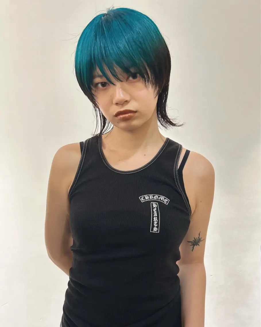 ショート カラー ショートレイヤー ブリーチ ケアブリーチ レイヤーカット ショートヘア カット ヘアカラー トリートメント 村上雅人 ナチュラルモードのヘアスタイル