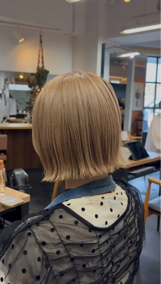 ショート ボブ 外ハネヘア 🍳しながわ はるか🍳のヘアスタイル