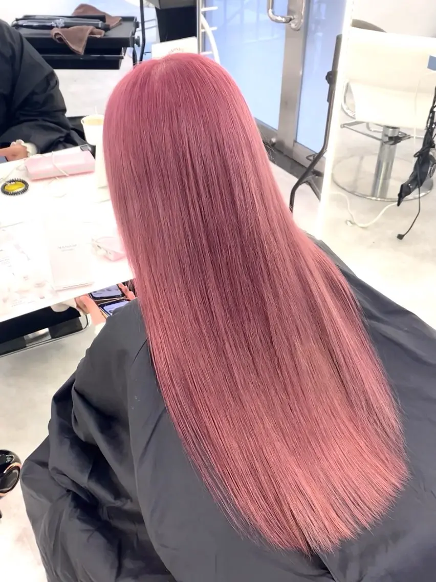 ロング ヘアカラー 🇰🇷韓国ヘア🎀 レイヤー🤍MOEのヘアスタイル