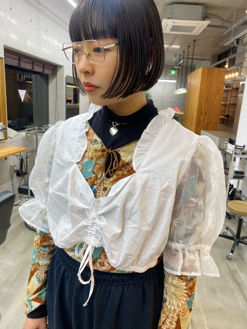 ショート カラー ヘアアレンジ ボブ カット ヘアカラー トリートメント son hair HIROEのヘアスタイル