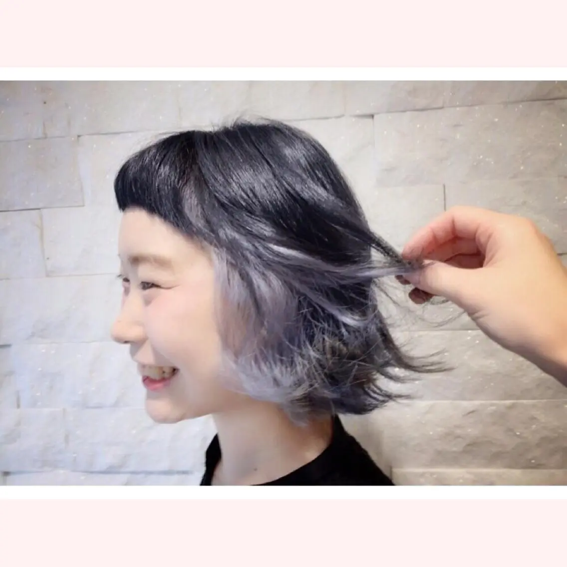 ショート ミディアム セミロング カラー パーマ ネイビーカラー シルバー YUI𓍯エクステ /ニュアンスカラーのヘアスタイル