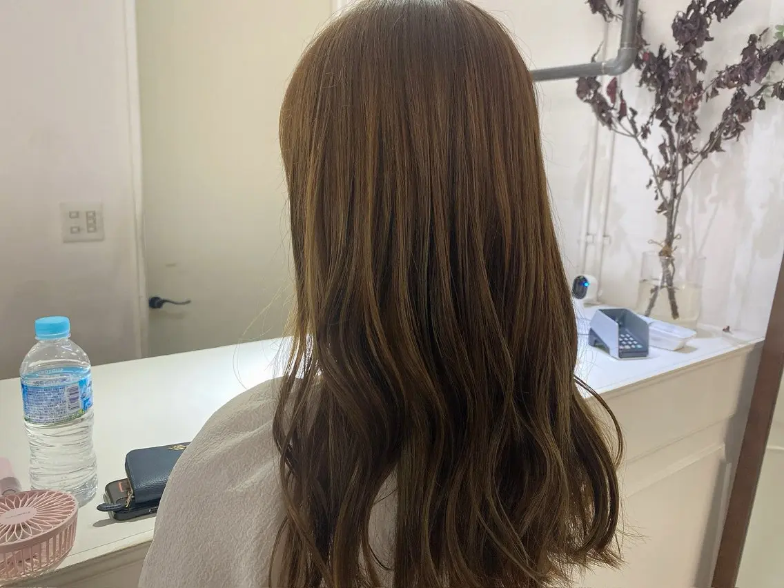 ロング ヘアカラー トリートメント ili 梅田のヘアスタイル