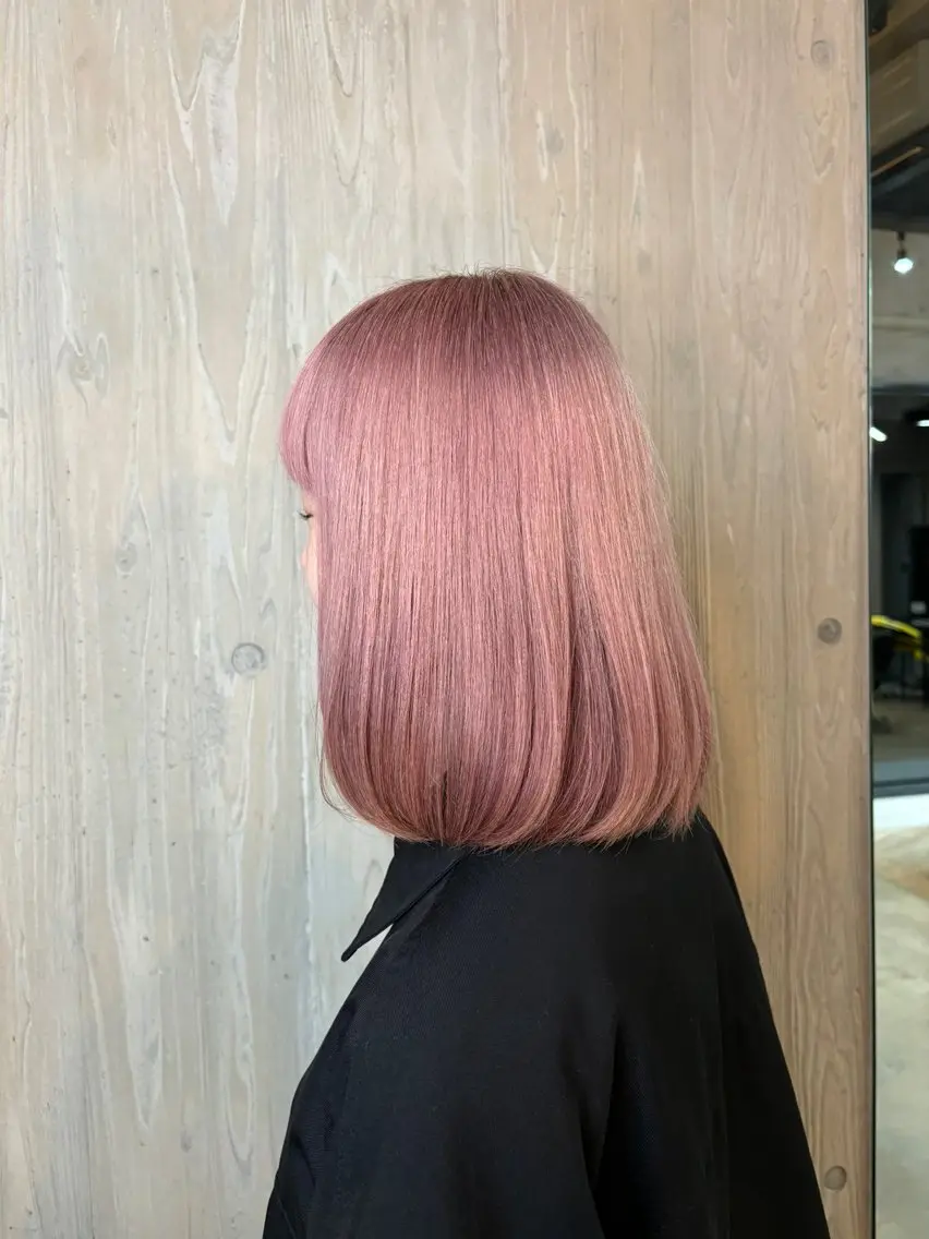 ミディアム カット ヘアカラー トリートメント オオバヤシ マホのヘアスタイル