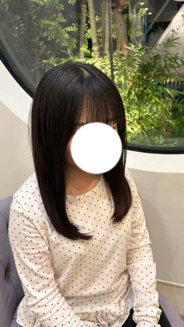 セミロング MAHAE 中司のヘアスタイル