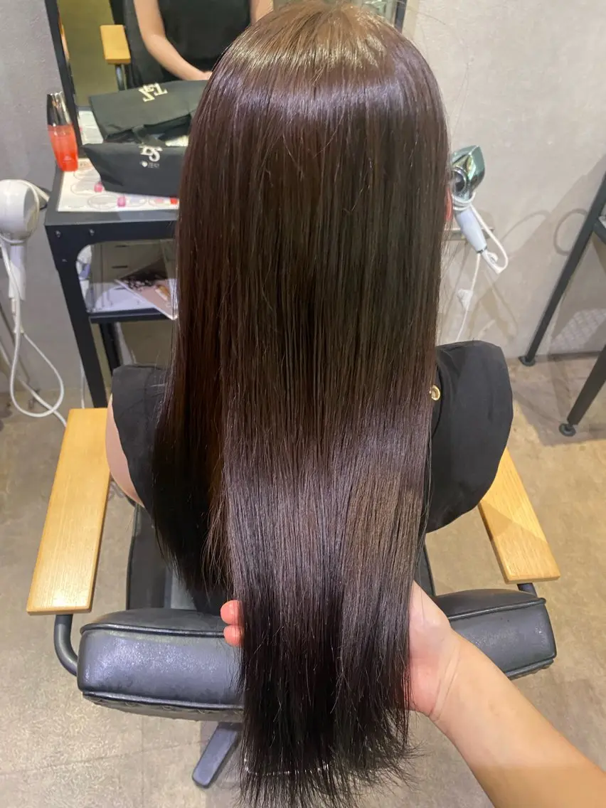 ロング ヘアカラー 透明感カラー🫧🎀 まりなのヘアスタイル