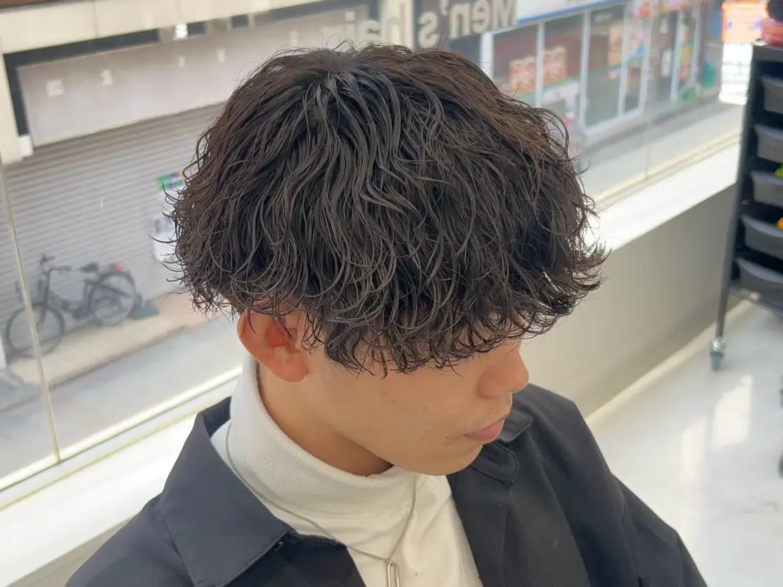 パーマ メンズ カット ヘアカラー パーマ 縮毛矯正 トリートメント ヘッドスパ メンズカット特化✂︎ SHINGO 本厚木のヘアスタイル