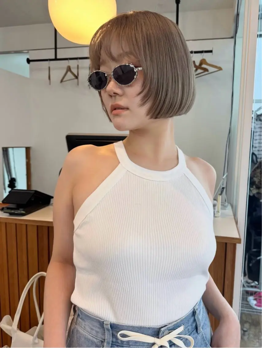 ショート カラー ボブレイヤー ハイトーンカラー ボブ レイヤーカット ヘアカラー 水野谷愛/レイヤー /ボブ/ブリーチのヘアスタイル