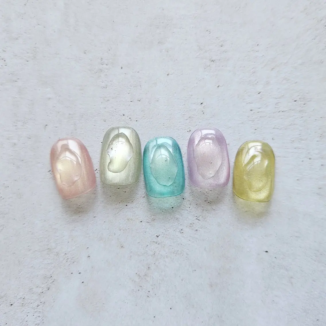 ネイル オーロラネイル ジェルネイル マグネットネイル ニュアンスネイル パラジェル ハンドネイル Nailsalon manoのネイルデザイン
