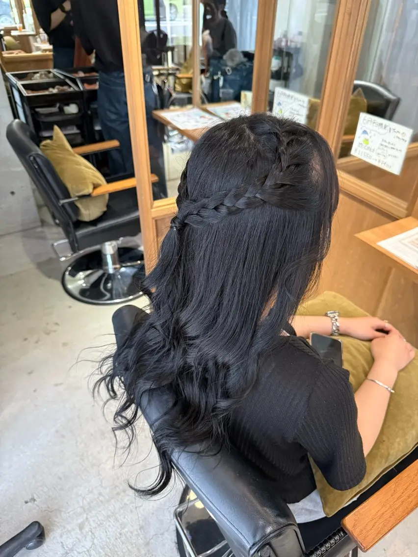 ロング カラー 黒髪 ナチュラルブラック FERIA池田/ 大達咲月のヘアスタイル