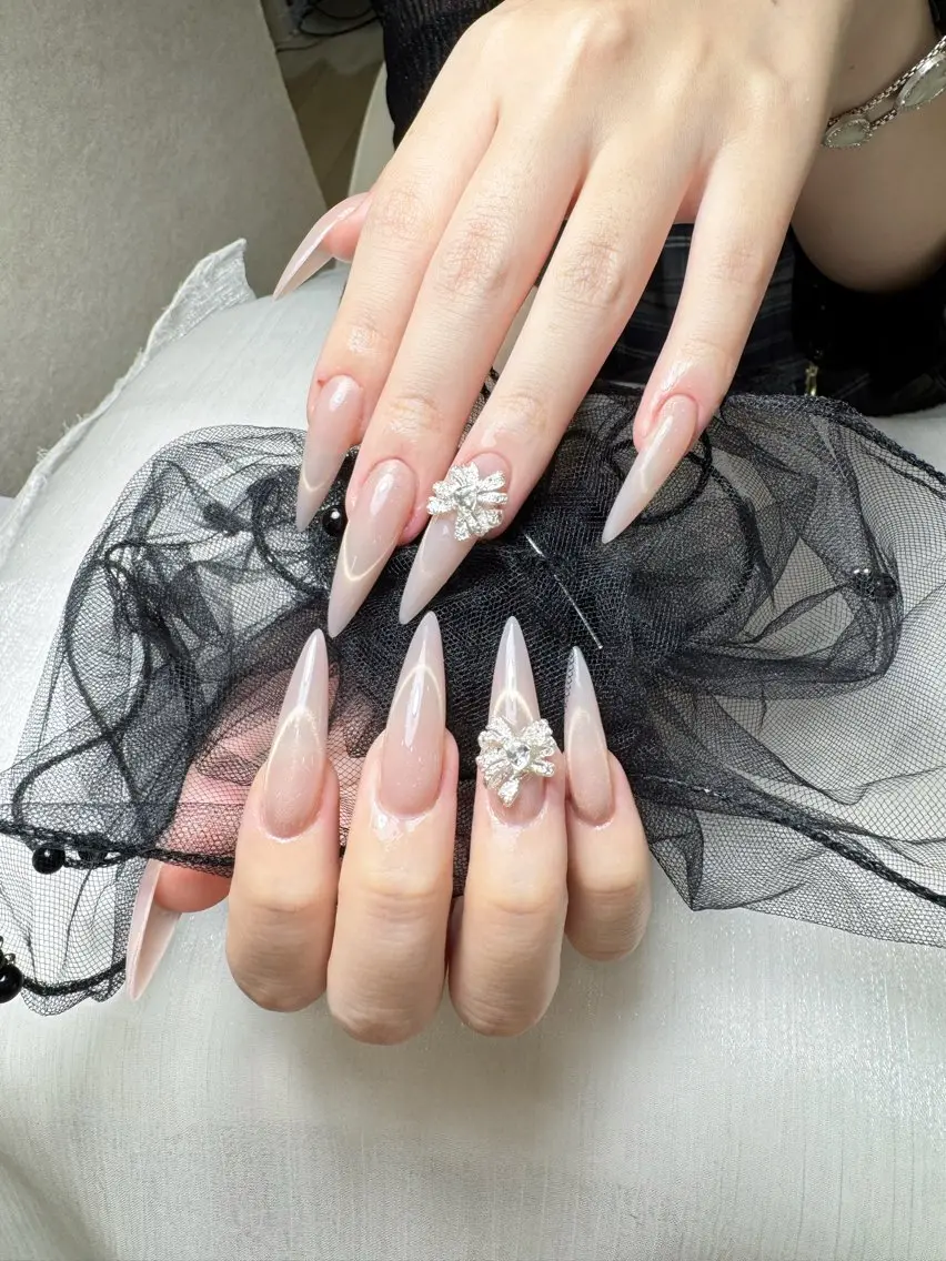 ネイル Niny Nailsのネイルデザイン