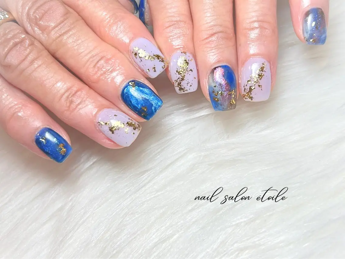 ネイル ブルー ゴールド マグネットネイル ニュアンスネイル パープル ハンドネイル nail salon étoileのネイルデザイン