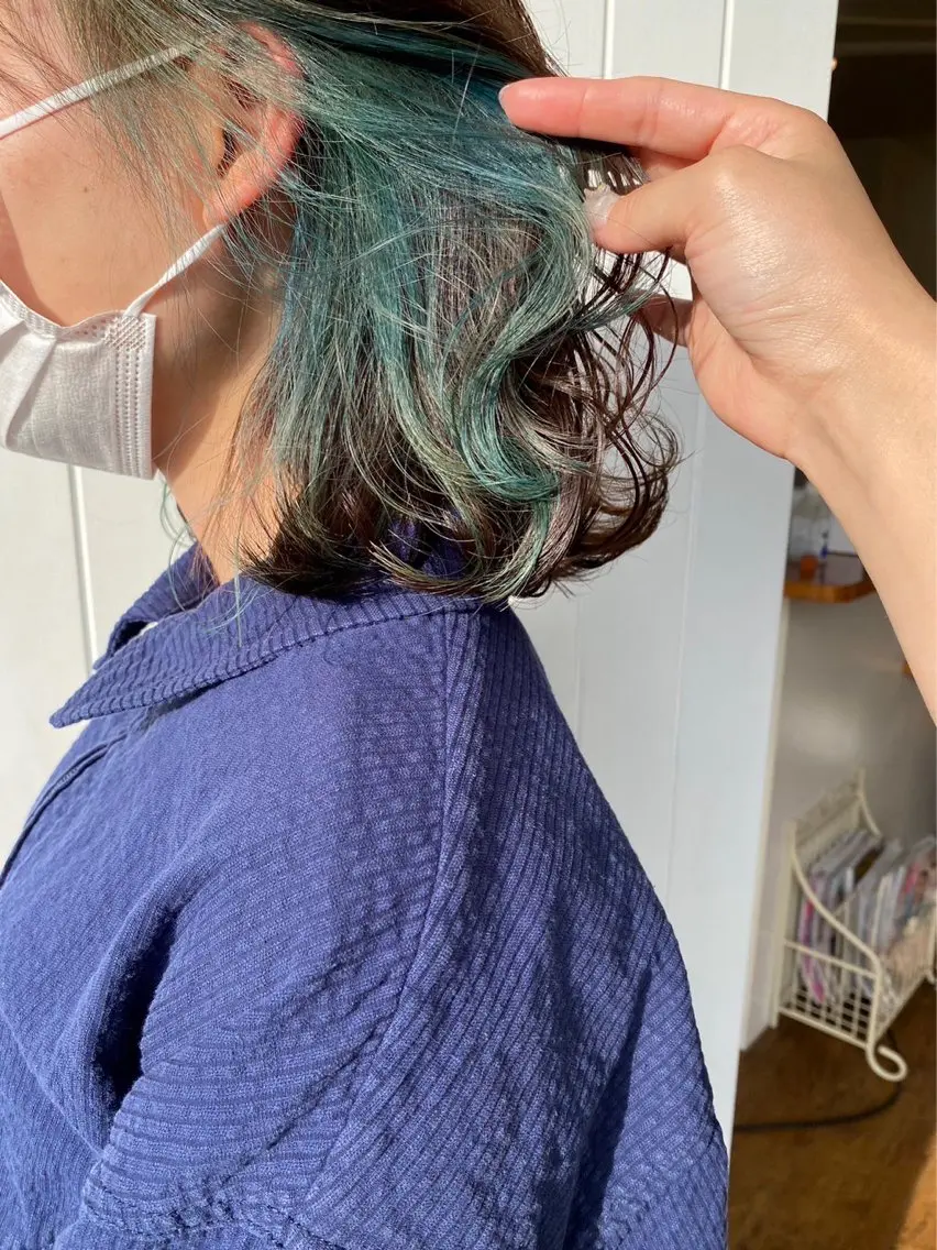 🌈カット+インナーカラー+トリートメント🌈⚠️記載あり⚠️の写真