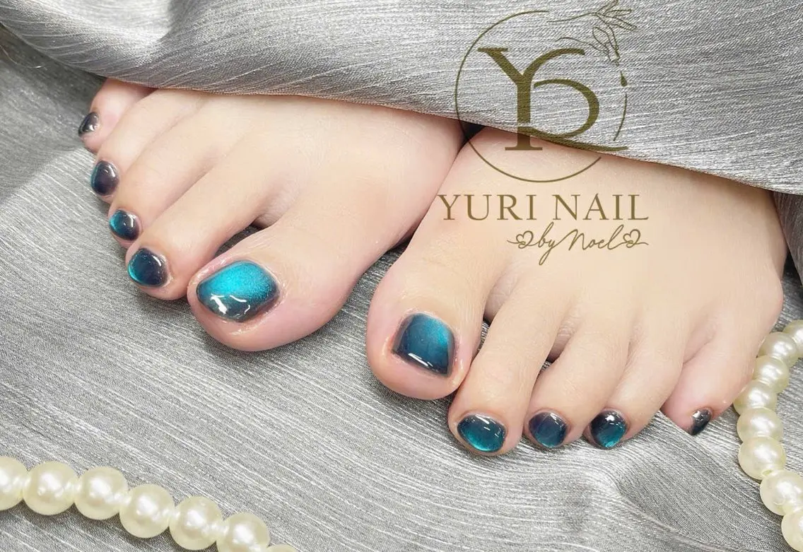 ネイル チークネイル フットネイル フレンチネイル グラデーション キラキラネイル ハンドネイル フットネイル ハンドケア YURI Nail Funabashiのネイルデザイン