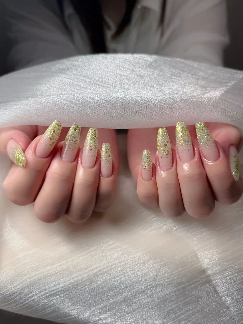 ネイル チークネイル フレンチネイル グラデーション 韓国ネイル マグネットネイル ハンドネイル Hana Nailのネイルデザイン