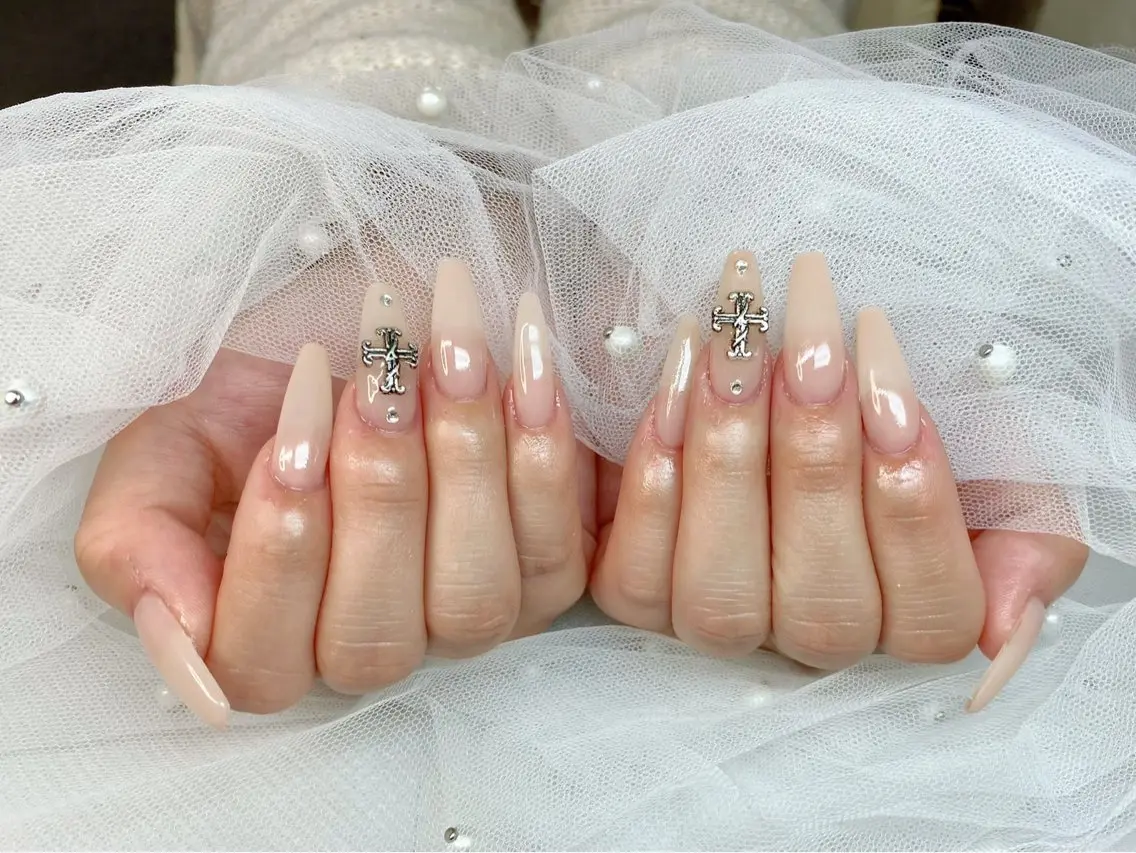 ネイル ハンドネイル ハンドケア 心斎橋Salon Epokkuのネイルデザイン