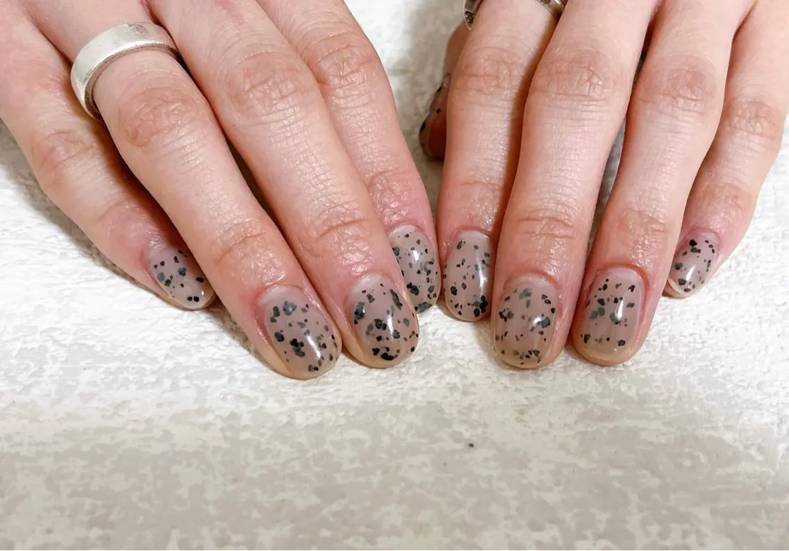 ネイル オーロラネイル フットネイル フレンチネイル ジェルネイル 韓国ネイル ハンドネイル mogunail &blowのネイルデザイン