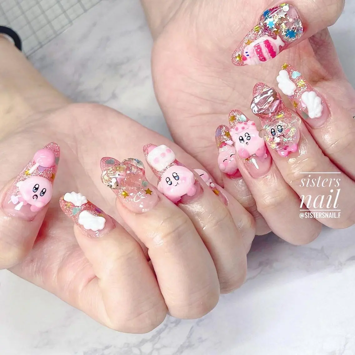 ネイル アートネイル キラキラネイル ピンク ぷっくりネイル 夏ネイル sisters nail.fのネイルデザイン