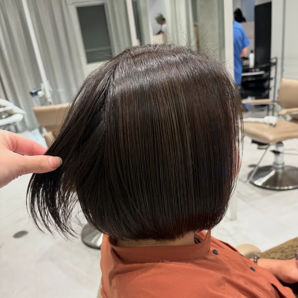 ショート AKANE/垢抜け 似合わせカラー🌺のヘアスタイル