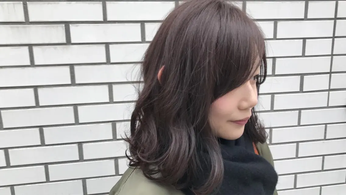 ミディアム カラー パーマ 透明感カラー イルミナカラー 当日予約🆗✂︎ ウエモト タクのヘアスタイル