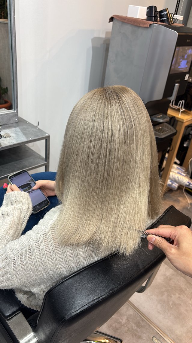 ミディアム ヘアカラー トリートメント 小川 海のヘアスタイル