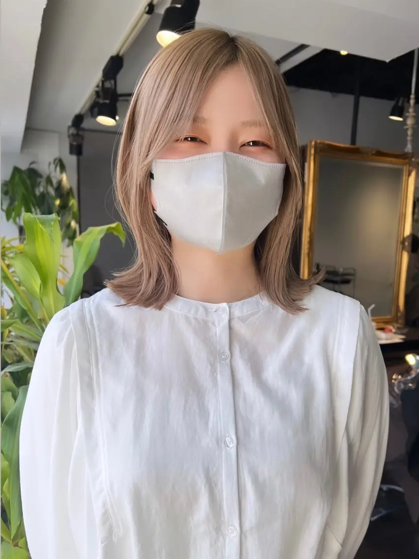 ミディアム カラー ブリーチ ケアブリーチ 透明感カラー デザインカラー ダブルカラー ハイトーン/ボブ 🎀sonokaのヘアスタイル