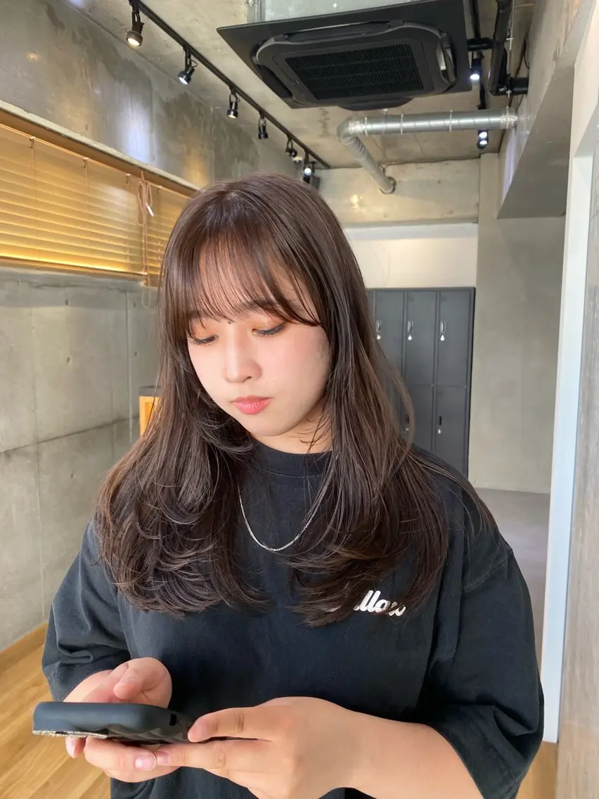 【女性限定】韓国レイヤーカット+ブローの写真