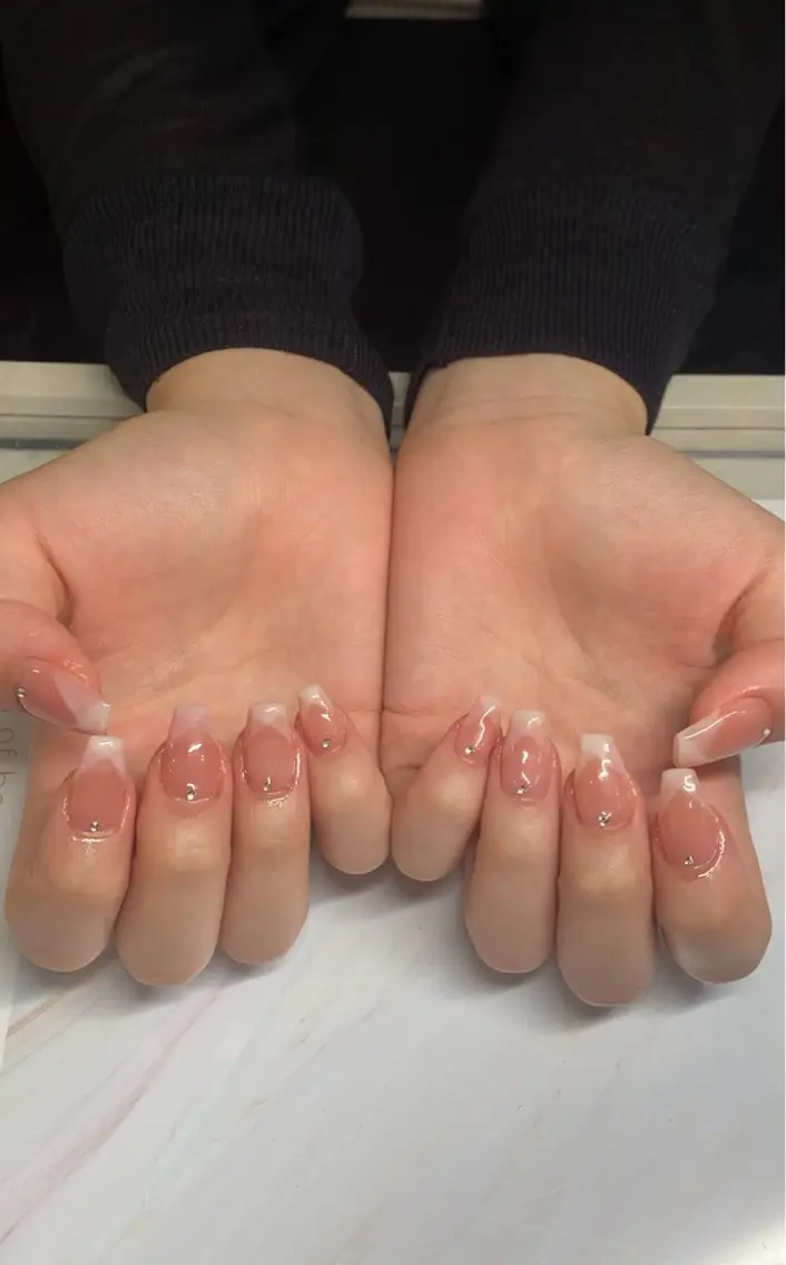 ネイル フレンチネイル ジェルネイル 韓国ネイル マグネットネイル マグネットフレンチ akina nailsのネイルデザイン