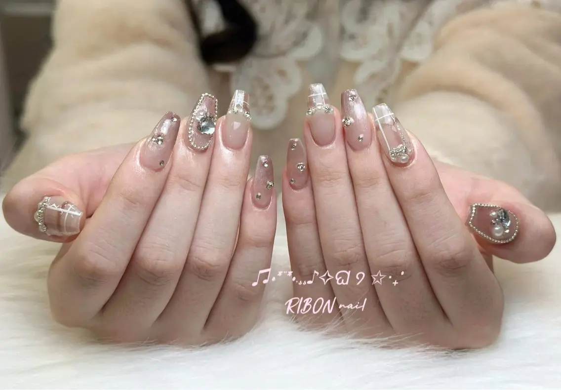ネイル チークネイル 長さ出し フレンチネイル ジェルネイル グラデーション RIBON nail 高田馬場のネイルデザイン