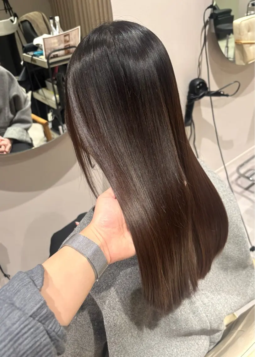 ロング 縮毛矯正 透明感カラーが得意✨ arakawayuaのヘアスタイル