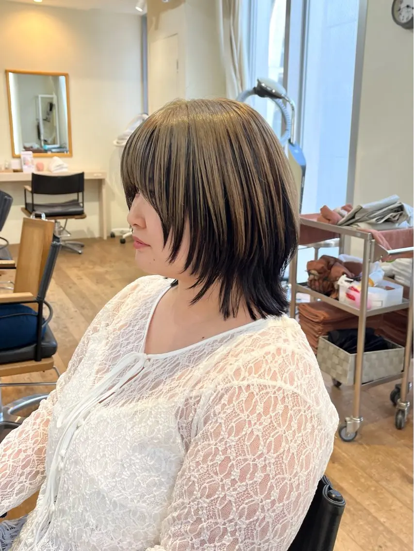 ショート カラー ベージュカラー デザインカラー レイヤーカット ウルフカット ウルフレイヤー カット ヘアカラー SANA /レイヤー/ショートのヘアスタイル