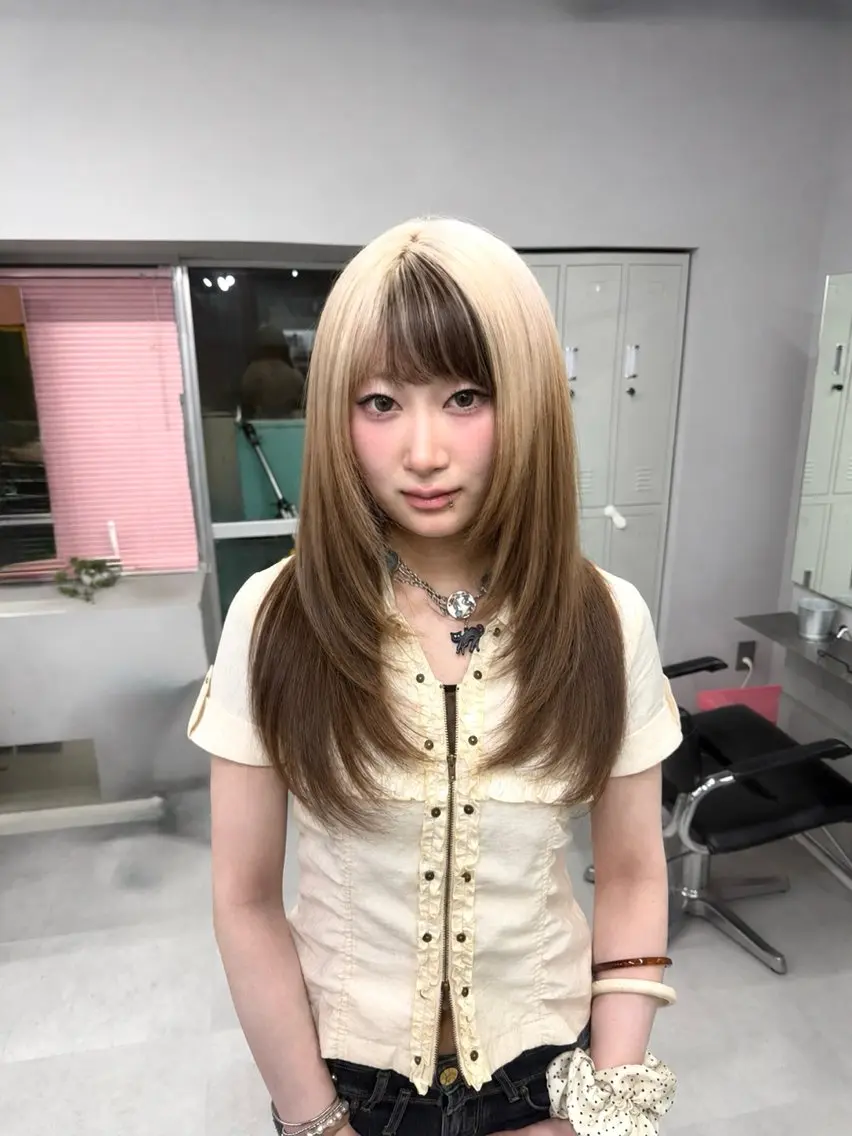 ロング カラー レイヤーカット カット ヘアカラー トリートメント 韓国レイヤー/ボブ ウルフカット/きらりのヘアスタイル