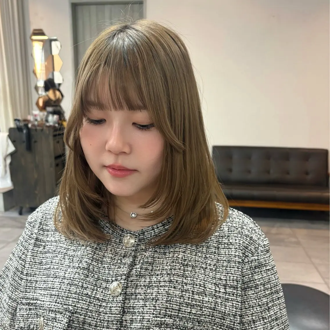 ミディアム カラー レイヤーカット カット ヘアカラー SHICUNE /ミホのヘアスタイル
