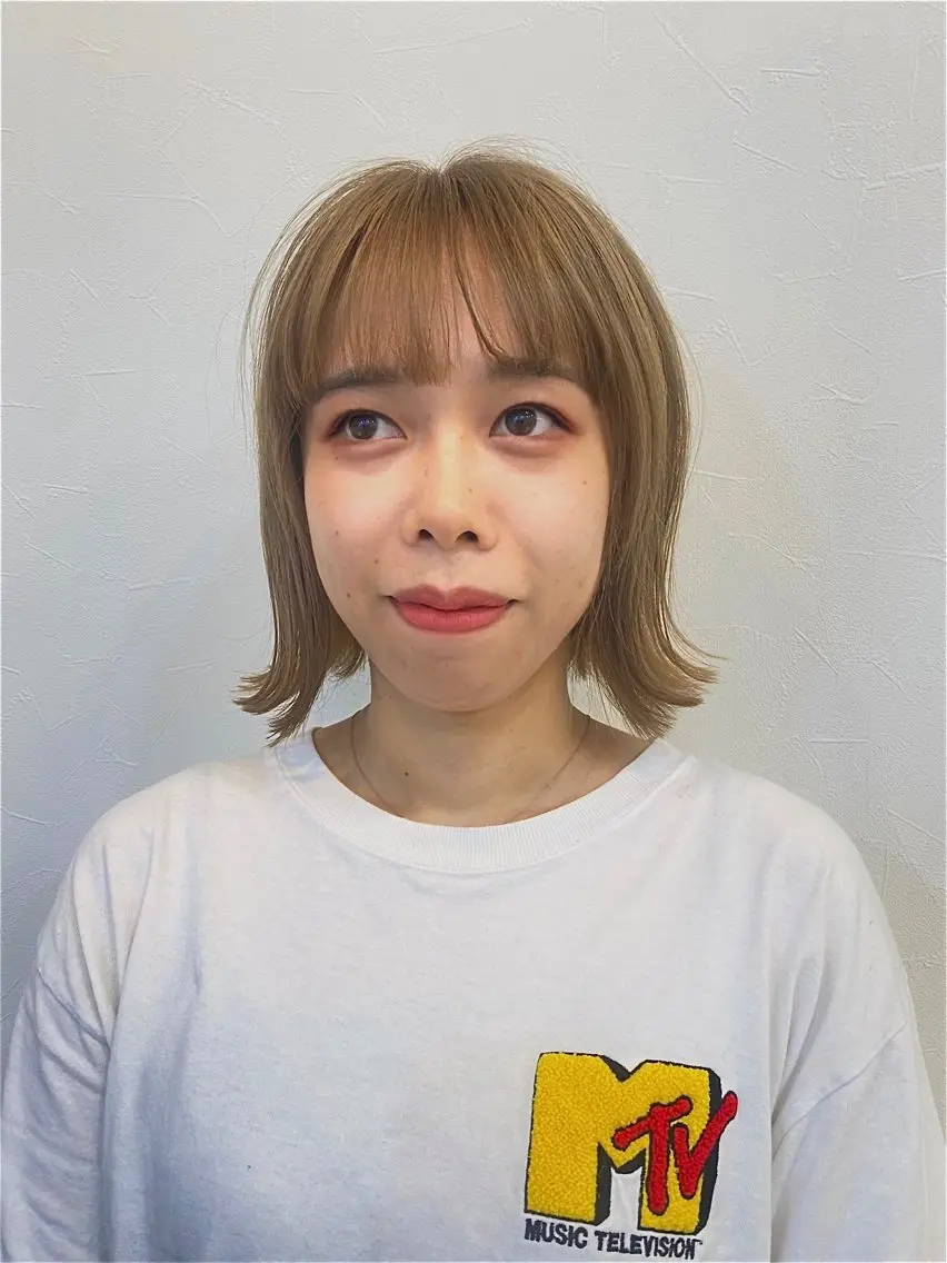 ショート カラー ベージュカラー ミルクティーベージュ ヘアカラー トリートメント 似合う髪型が 分からない方へのヘアスタイル