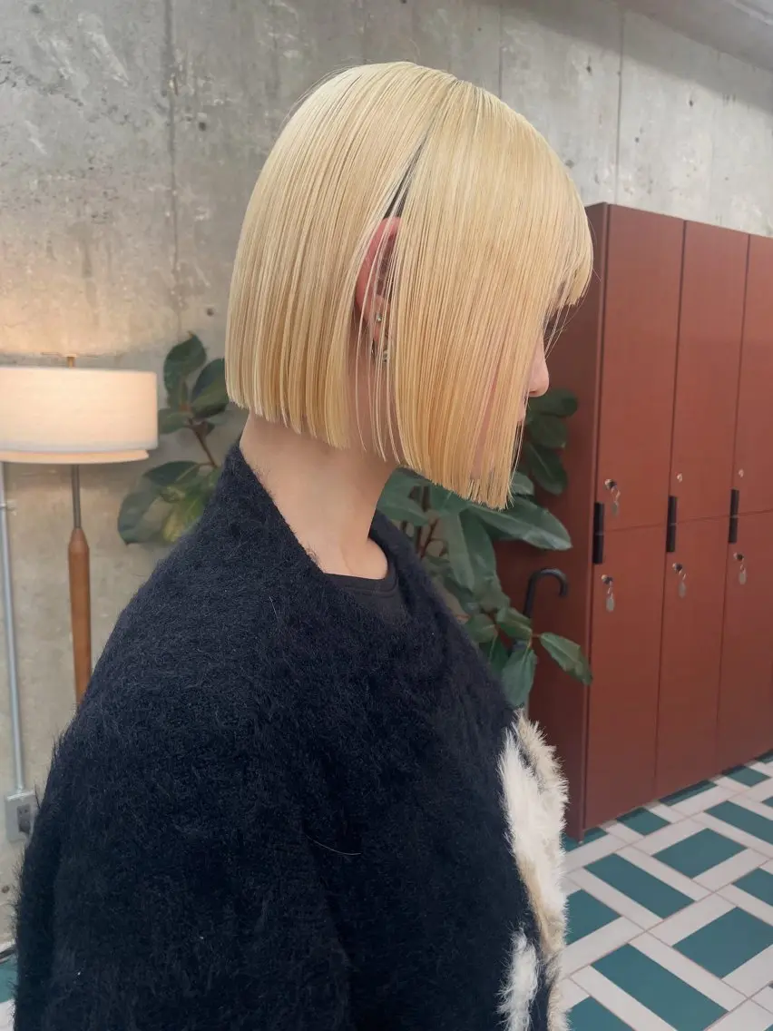 ショート RIN🎀レイヤー/ ボブ/オリーブカラーのヘアスタイル