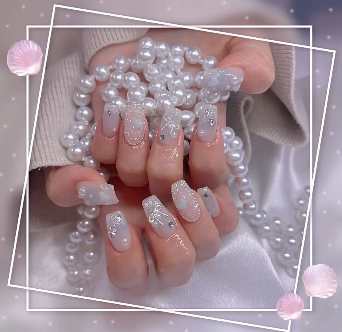ネイル グラデーション キラキラネイル 韓国ネイル マグネットネイル ピンク ハンドネイル ハンドケア Chill Nailsalonのネイルデザイン