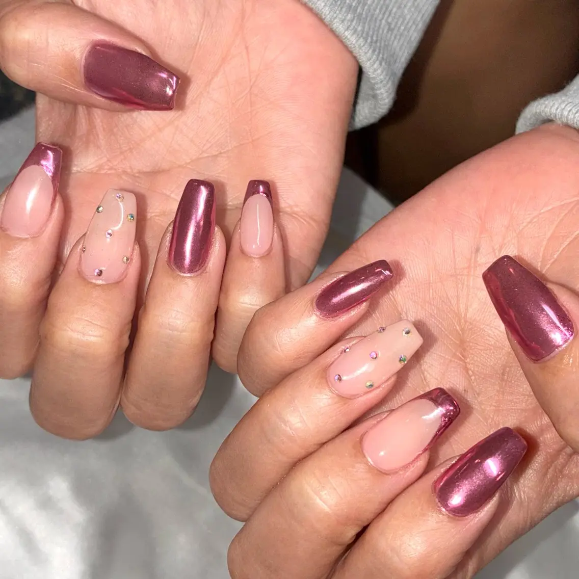 ネイル ミラーネイル ハンドネイル Nail ヌシん家 AKANEのネイルデザイン