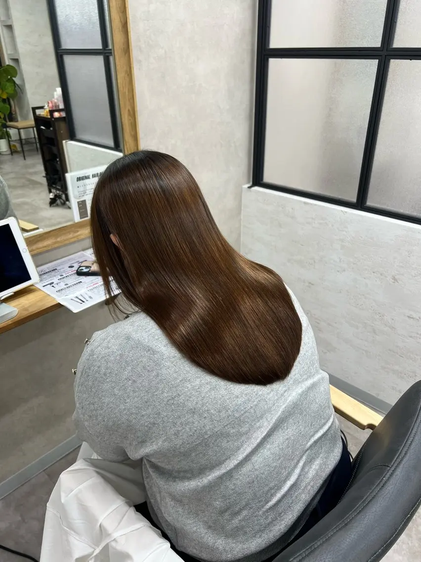 セミロング くせ毛 カット 縮毛矯正 トリートメント 前田詠吉 soaFLEARのヘアスタイル