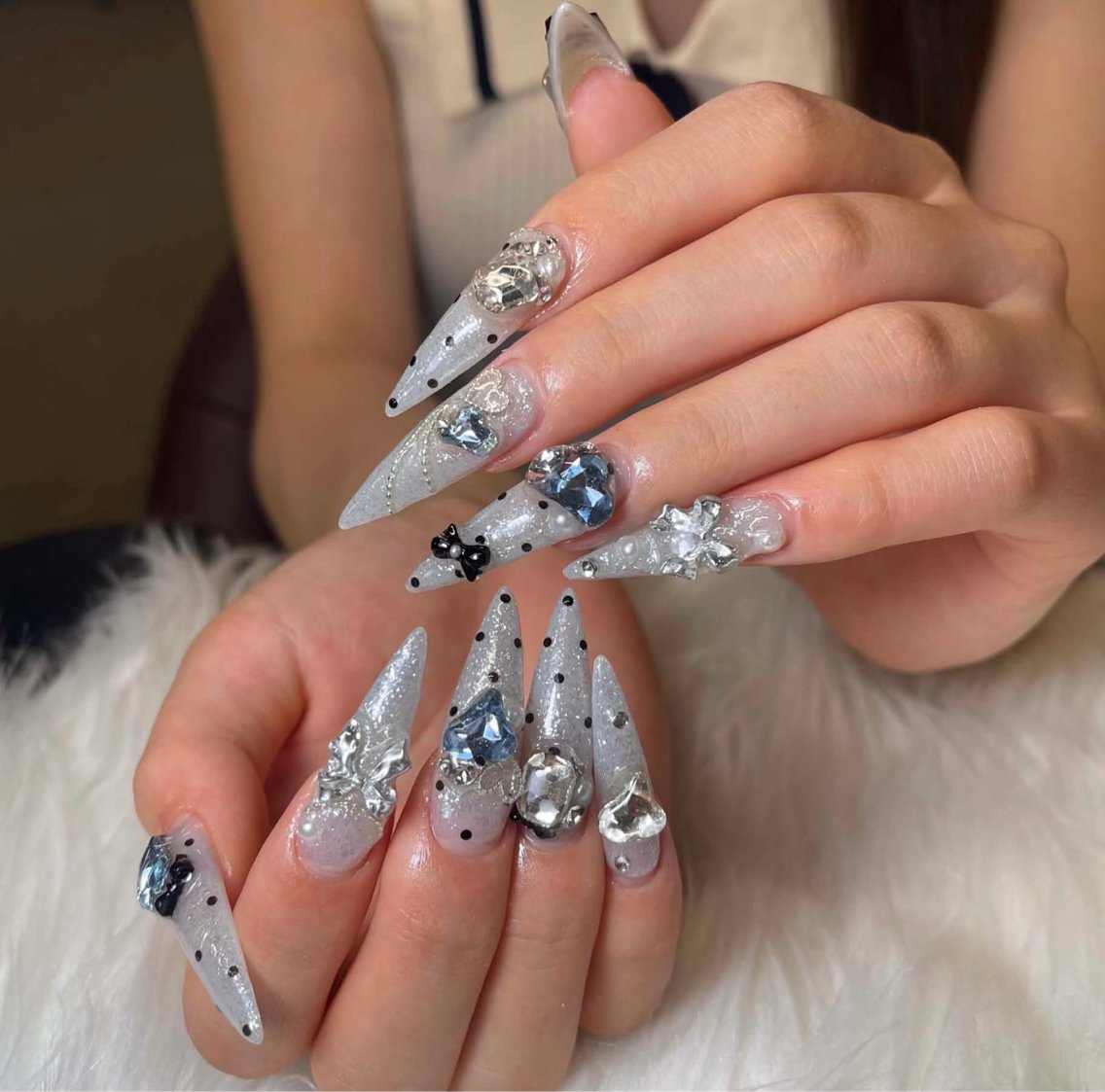 ネイル ハンドネイル NiJi Nailsのネイルデザイン