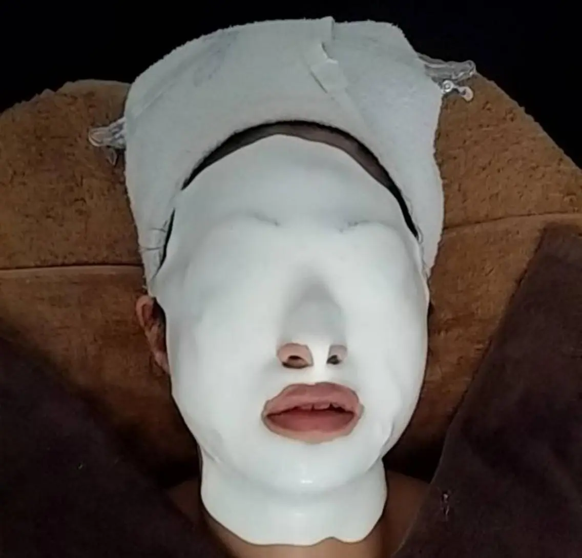 シミ・ソバカス、気になりませんか?美白パック付きアドバンスコース。毛穴もキレイにの写真