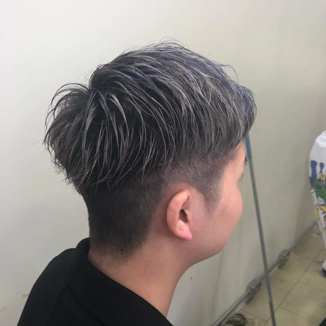 カラー メンズ ヘアカラー メンズ特化 古賀陸斗のヘアスタイル