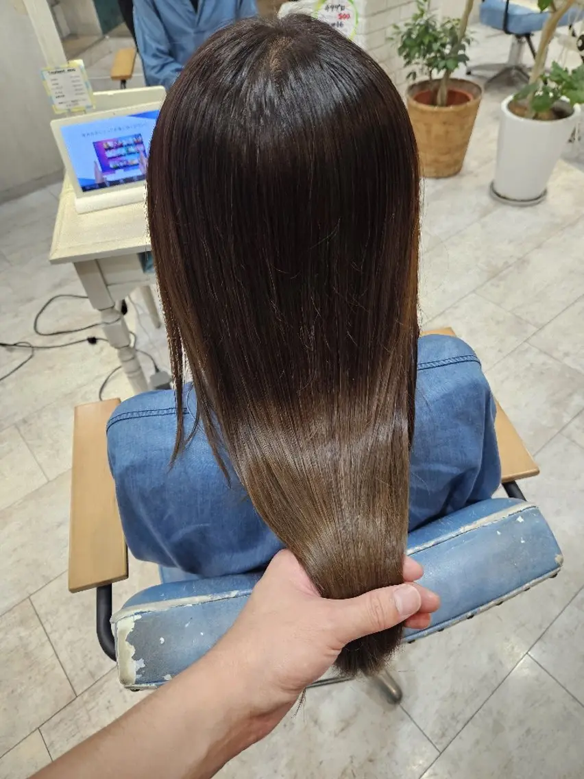 セミロング カラー 顔周りカット 髪質改善 韓国風ヘア レイヤーカット トリートメント カット ヘアカラー トリートメント レイヤー×艶髪特化 代表 西村功平のヘアスタイル