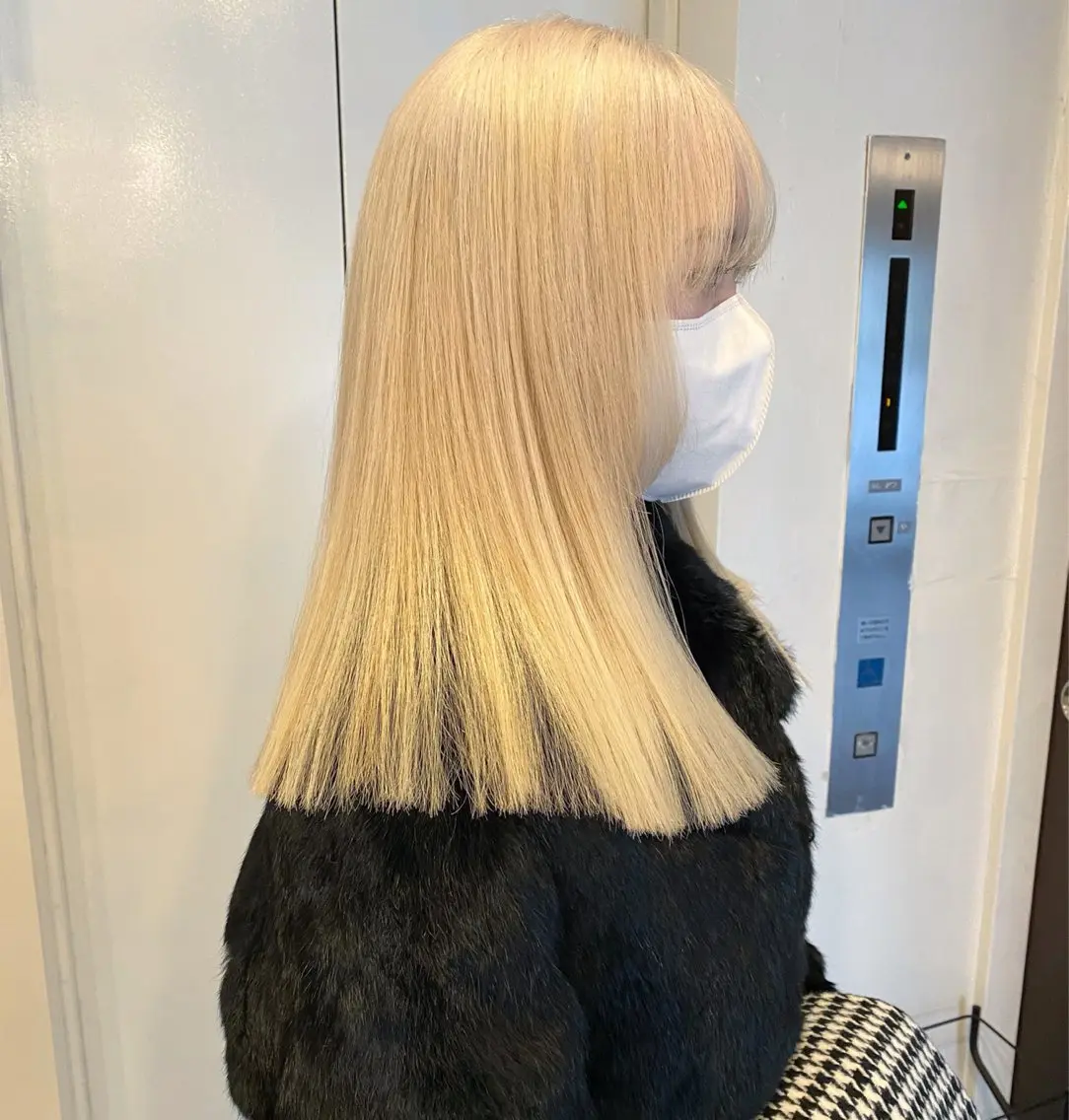 💛［初回限定！！］✨ブリーチ+カラー+カット✂️+トリートメントの写真