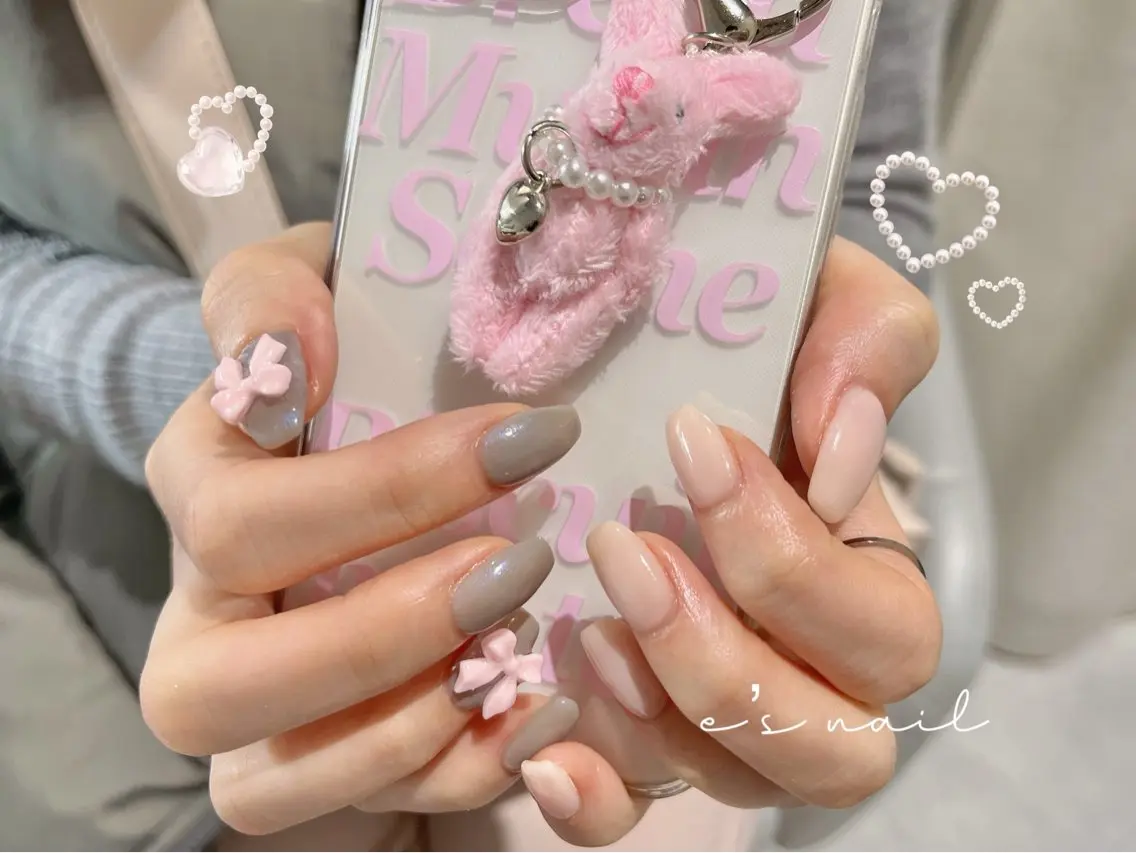 ネイル e’s nail Lumièreのネイルデザイン