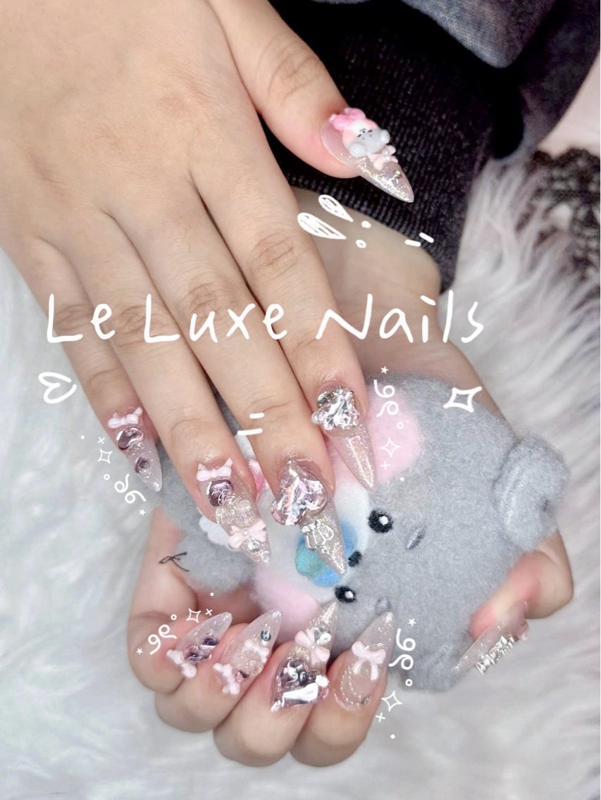 ネイル LE LUXE  NAILSのネイルデザイン