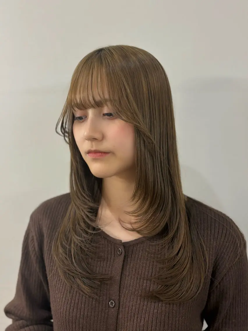 ロング 山西 真奈のヘアスタイル