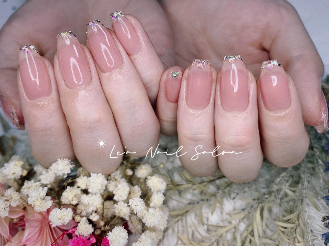ショート カラー ネイル Le’a NailSalonのネイルデザイン
