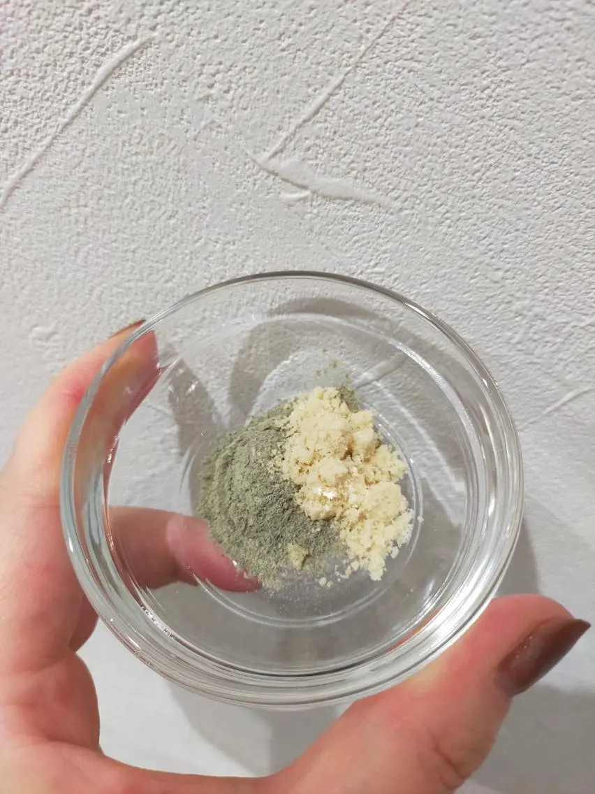 陶肌トリートメント（陶肌パウダー1g+酵素1g)の写真