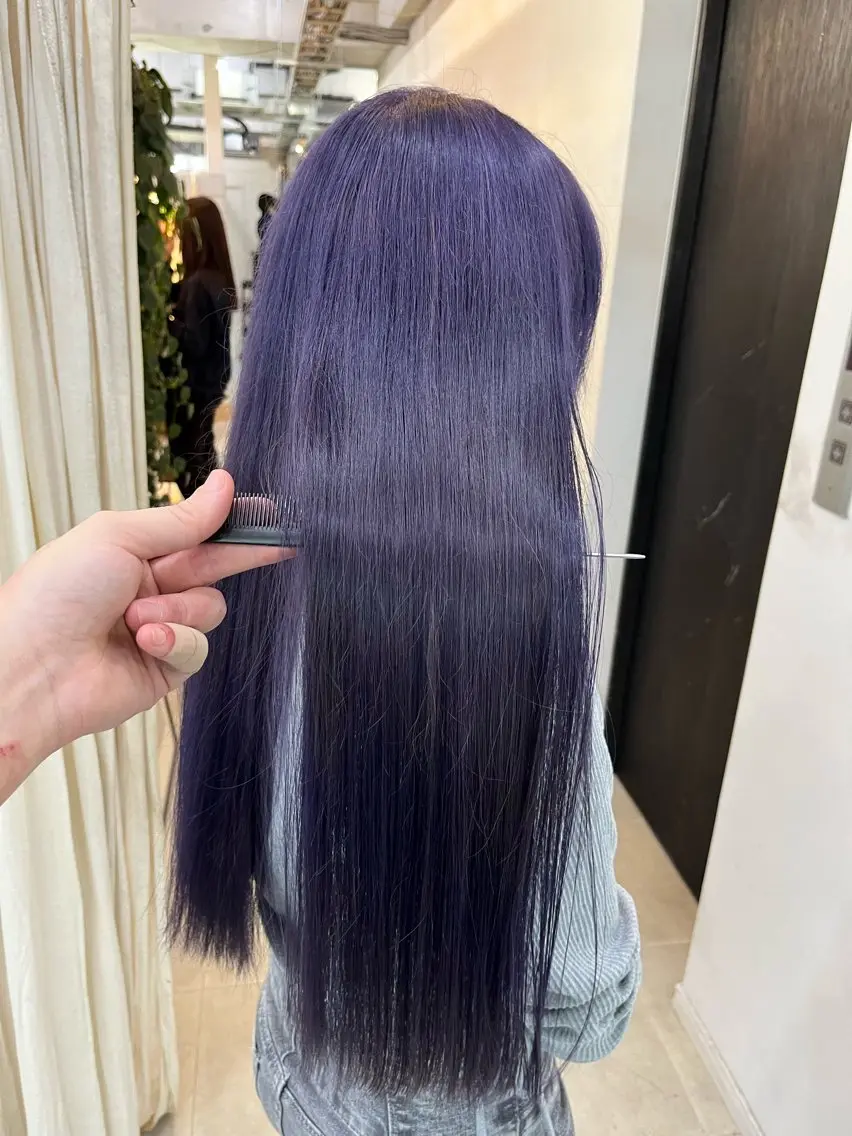 ロング カラー ラベンダーカラー ヘアカラー トリートメント ブリーチ有無Wカラー メンズパーマ大成のヘアスタイル