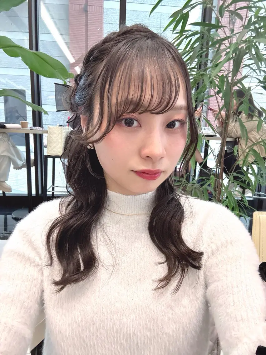 セミロング ヘアアレンジ ヘアセット すぎもと さき⚡️ レイヤー・*パーマのヘアスタイル
